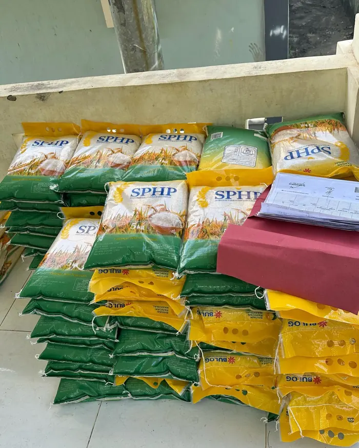 Tumpukan karung beras